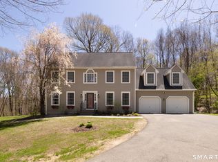 29 Chestnut Hill Rd, Hebron, CT 06248