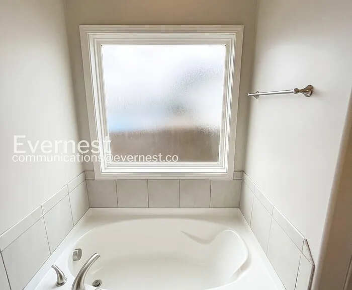 1212 Ewing Way — Photo 12