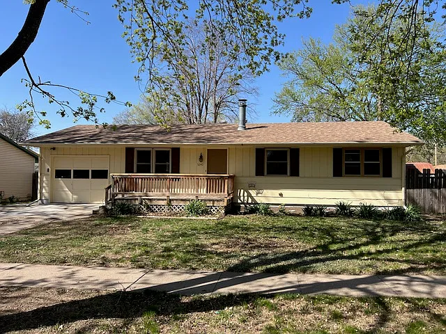 5240 Colby St — Photo 1