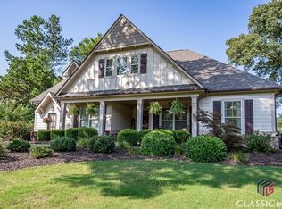 112 Sterling Lake Way, Jefferson, GA 30549