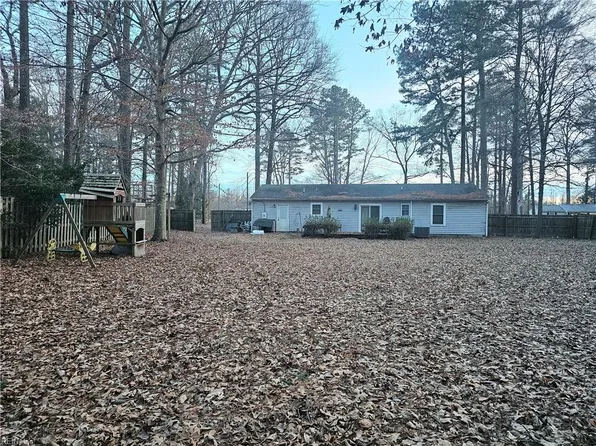 8581 Poplar Springs Dr, Gloucester, VA 23061
