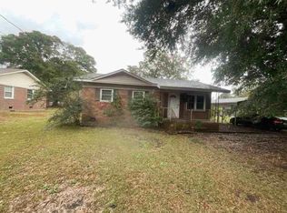 16741 Springs Mill Rd, Laurinburg, NC 28352