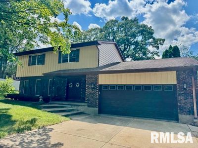 1008 Woodland Dr, Clinton, IA, 52732