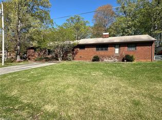 1633 Pepperidge Rd, Asheboro, NC 27205