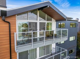 2502 Canterbury Lane E #406, Seattle, WA