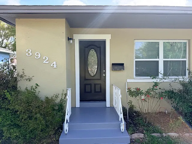 3924 Highland St S — Photo 2