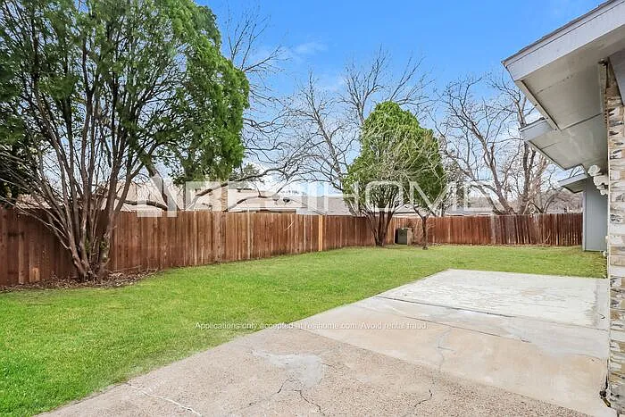 1904 Chalice Rd — Photo 11