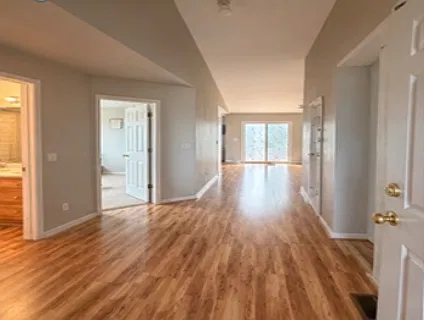2 bed, 1172 sqft, $2,150 — Photo 2