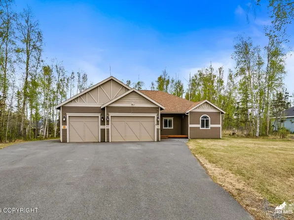 892 W Jones Dr, Wasilla, AK 99654