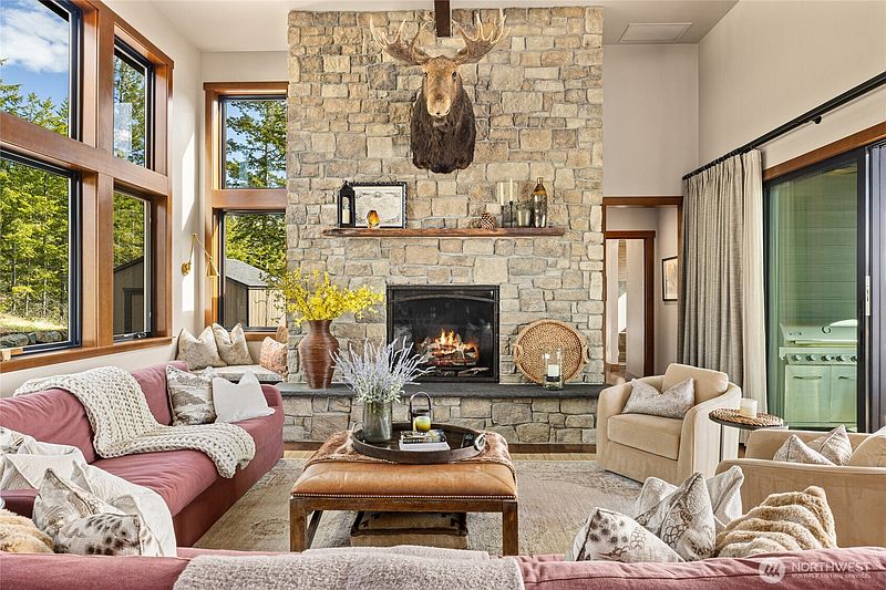 5th image of 40 Eagle Ridge Drive