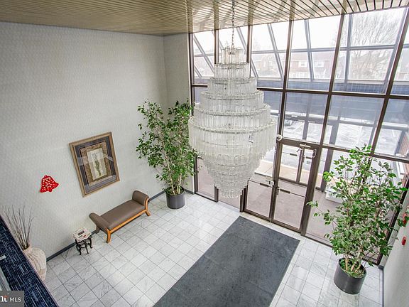 5th image of 2131 Welsh Rd APT 207