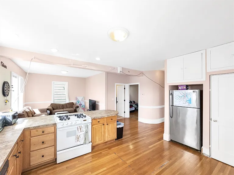 32 Fisher Ave #2 — Photo 21
