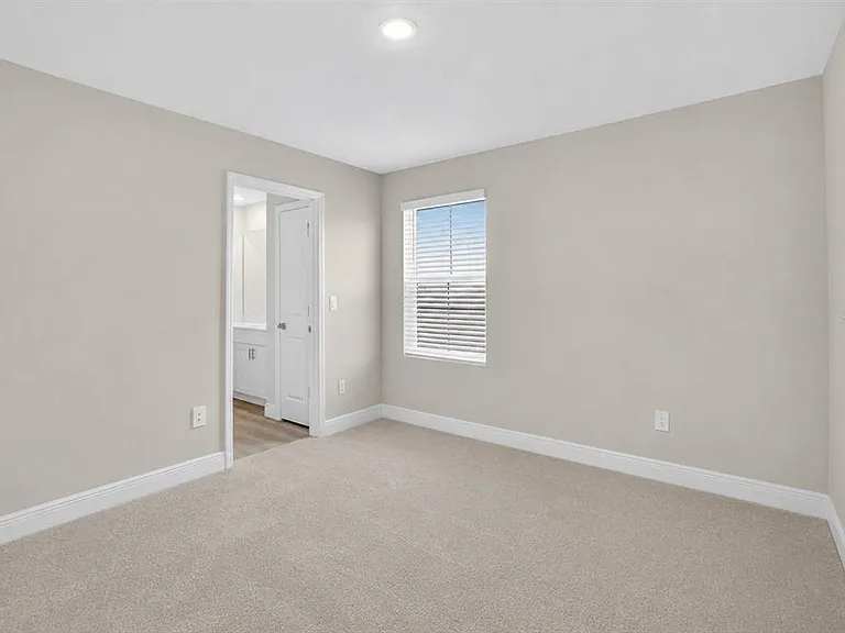 10009 Surrey Rose Dr — Photo 42