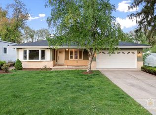 919 Santa Rosa Ave #H, Wheaton, IL 60187