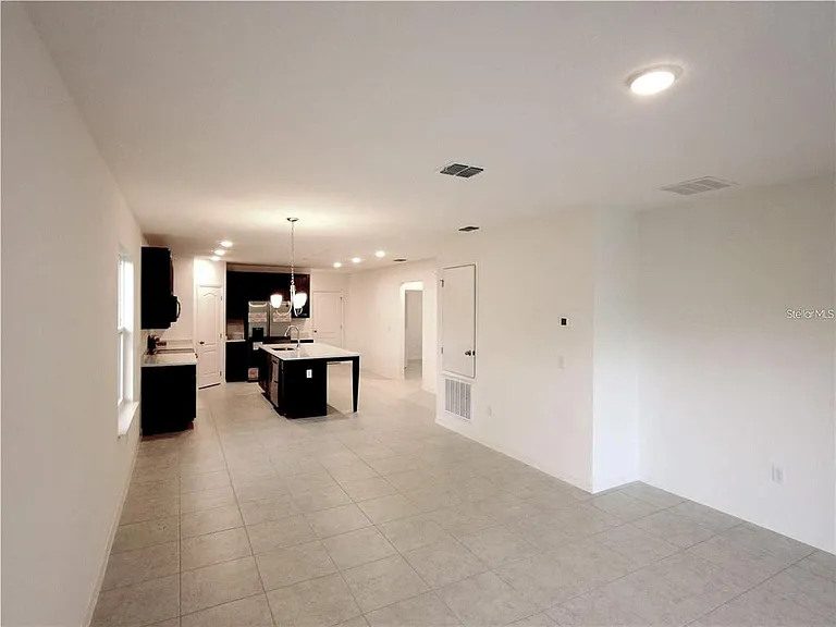 4428 Desert Rose Ave — Photo 3