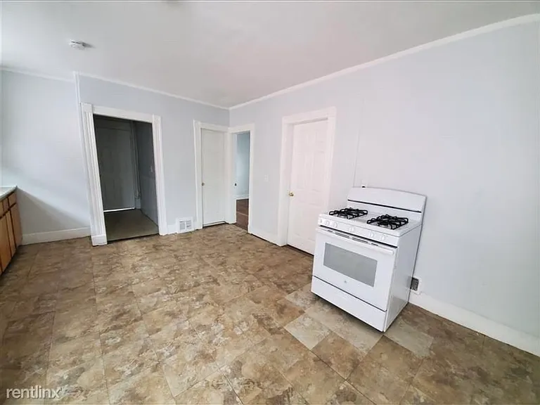 92 Carmel St #2 — Photo 1