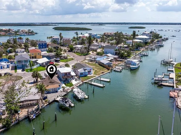 253 Boca Ciega Dr, Madeira Beach, FL 33708