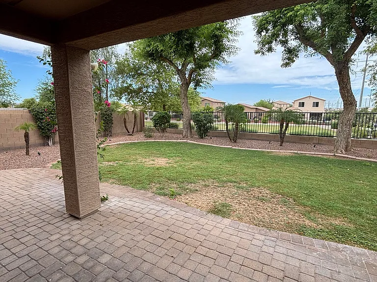 4918 W Melody Ln — Photo 32