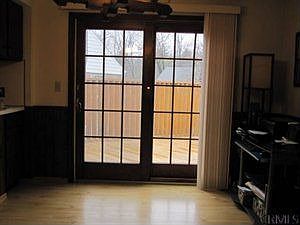 4th image of 23 Brent St