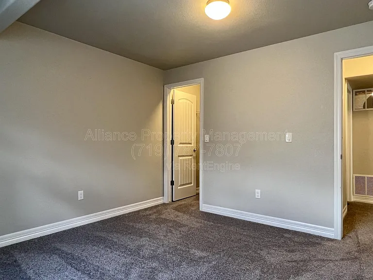 10020 Seawolf Dr — Photo 39