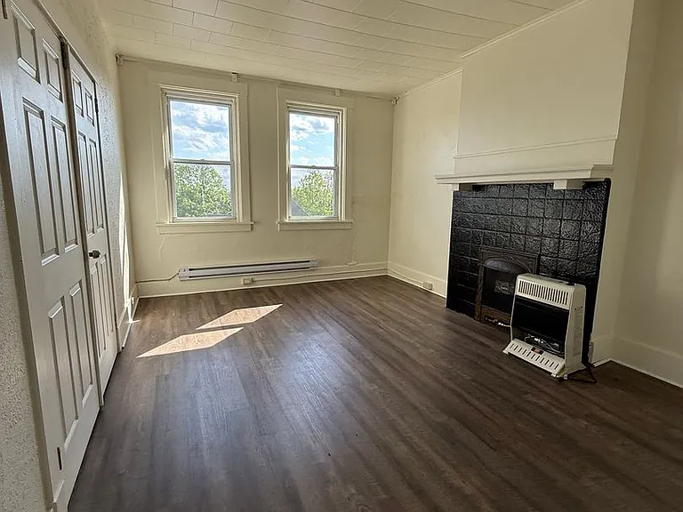 6 S Fremont Ave — Photo 20