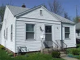 2 bed, 1.0 bath, 744 sqft, $1,150 — Photo 1