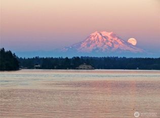 9716 Hunter Point Rd NW, Olympia, WA 98502