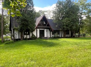 2 Twin Brooks Trl, Chester Twp., NJ 07930
