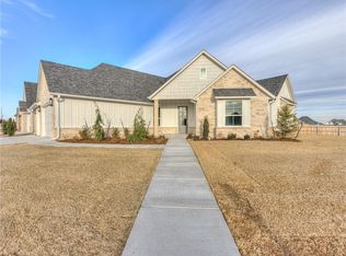 4825 Pont Neuf Rd, Edmond, OK 73034