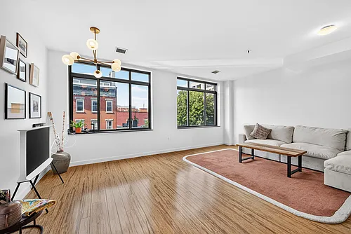 25 McWilliams Pl Photo 1