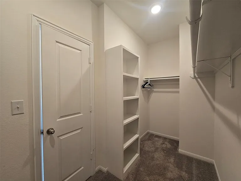 7318 Parkview Dr — Photo 15
