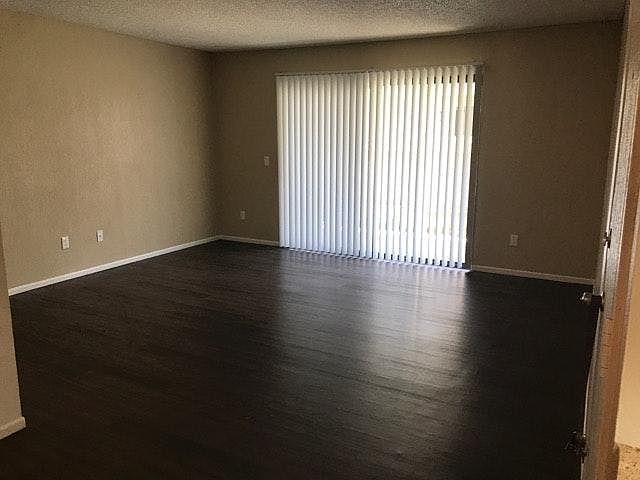 1st image of 8401 Cottonwood Ave APT 117