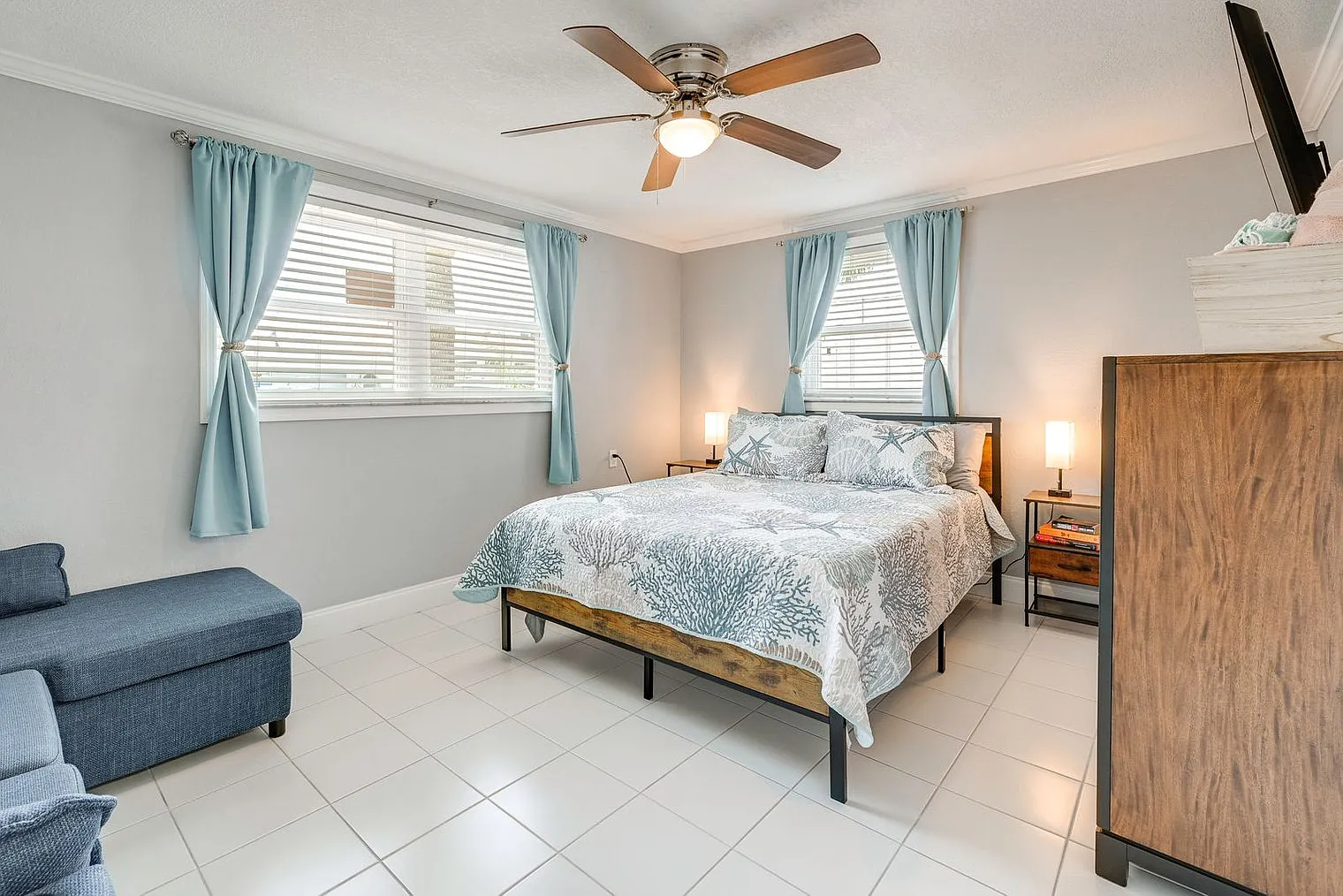 2 bed, 1.0 bath, 1797 sqft, $5,056 — Photo 4