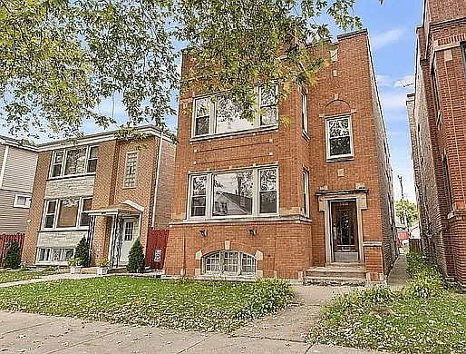 1st image of 5010 W Henderson St #2