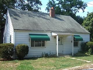 1st image of 142 E Lincoln Ave