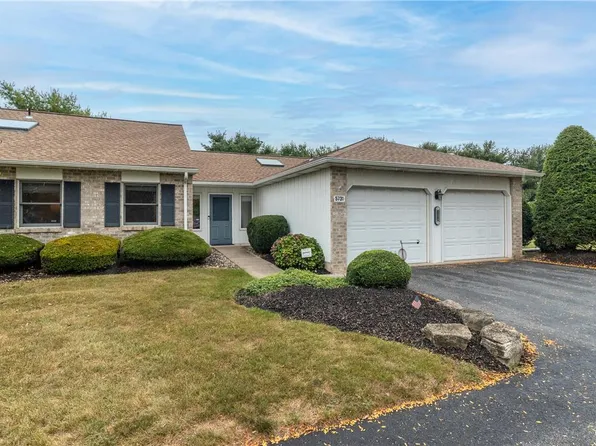 5731 Whitemarsh Dr, Macungie, PA 18062