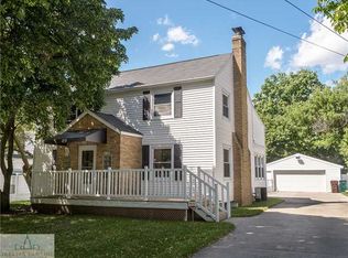315 Paris Ave, Lansing, MI 48910