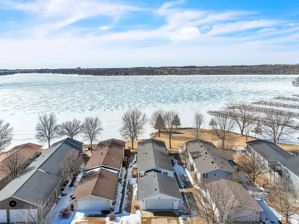 1107 Sunshine Run, Arnolds Park, IA 51331