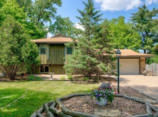 10170 Nightingale St NW, Coon rapids, MN 55433