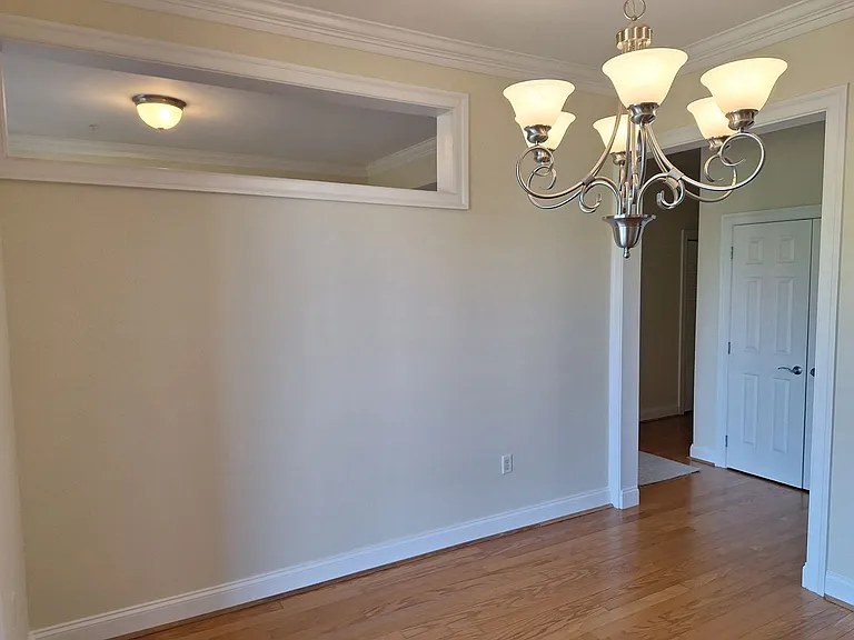 5215 Center St #201 — Photo 5