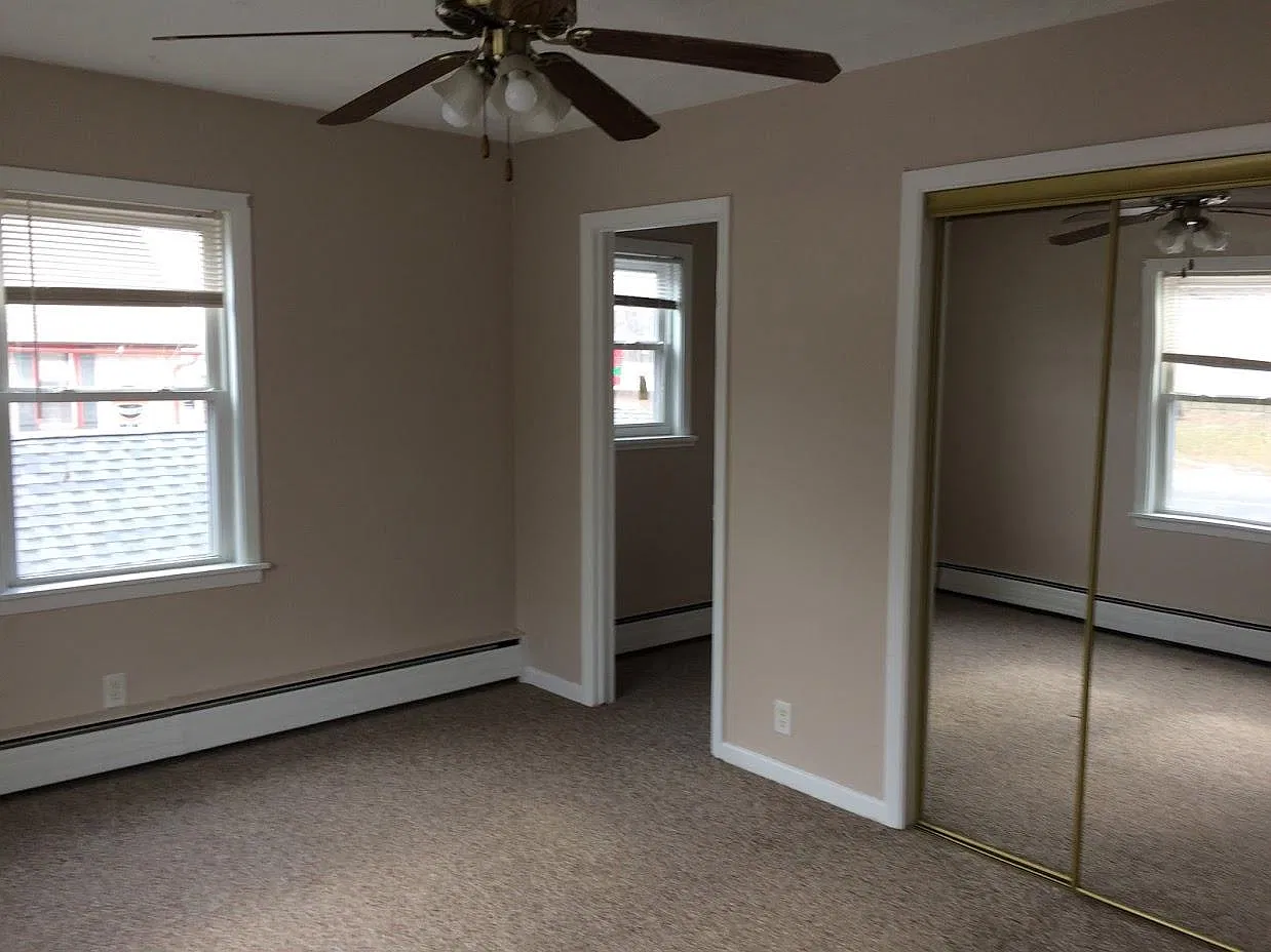 1 bed, 925 sqft, $1,650 — Photo 4