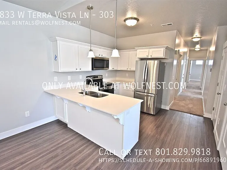 1833 W Terra Vista Ln #303 — Photo 8