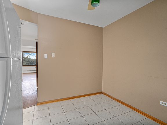 5th image of 3001 Paris Ave APT 207