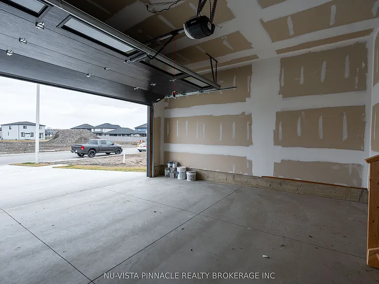 280 Stathis Blvd — Photo 28