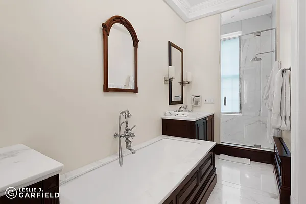 Sold by Leslie J. Garfield | media 15