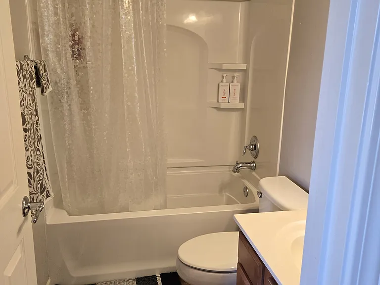 5427 N Hickory St — Photo 26