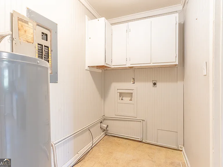 2290 Pinetree Ln NE — Photo 22