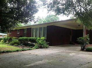 100 Alton Dr, Calhoun, GA 30701