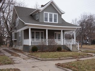 215 N 11th St, Salina, KS 67401