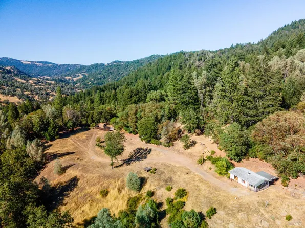 35100 Mendo Drive, Willits, CA 95490